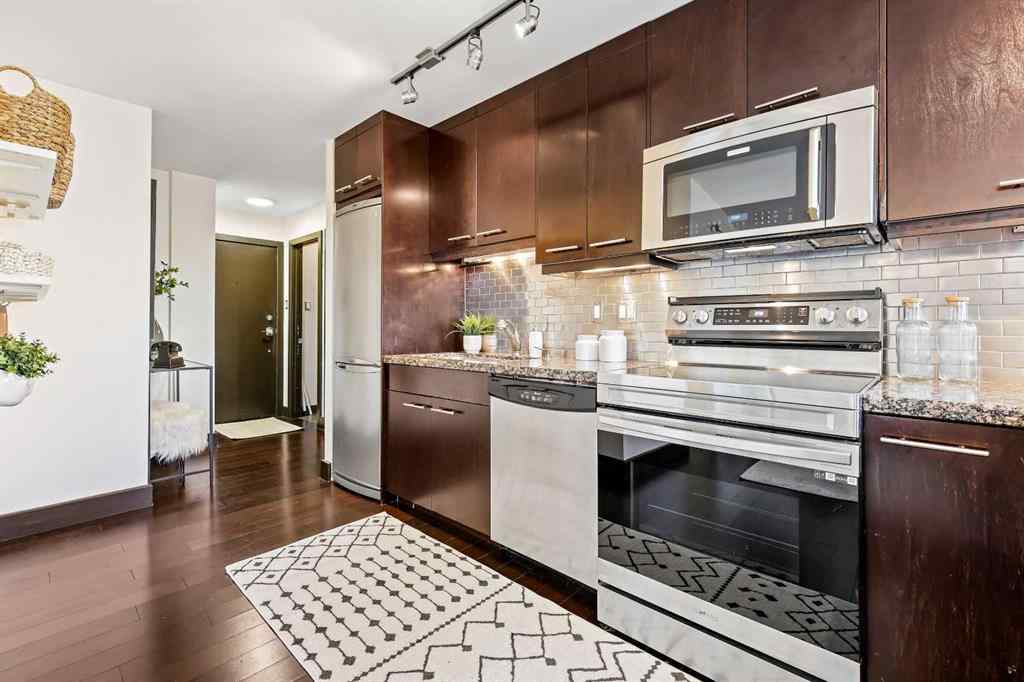 MLS® A2262873 - Unit #302 1709 19 Avenue SW in Bankview Calgary, Residential