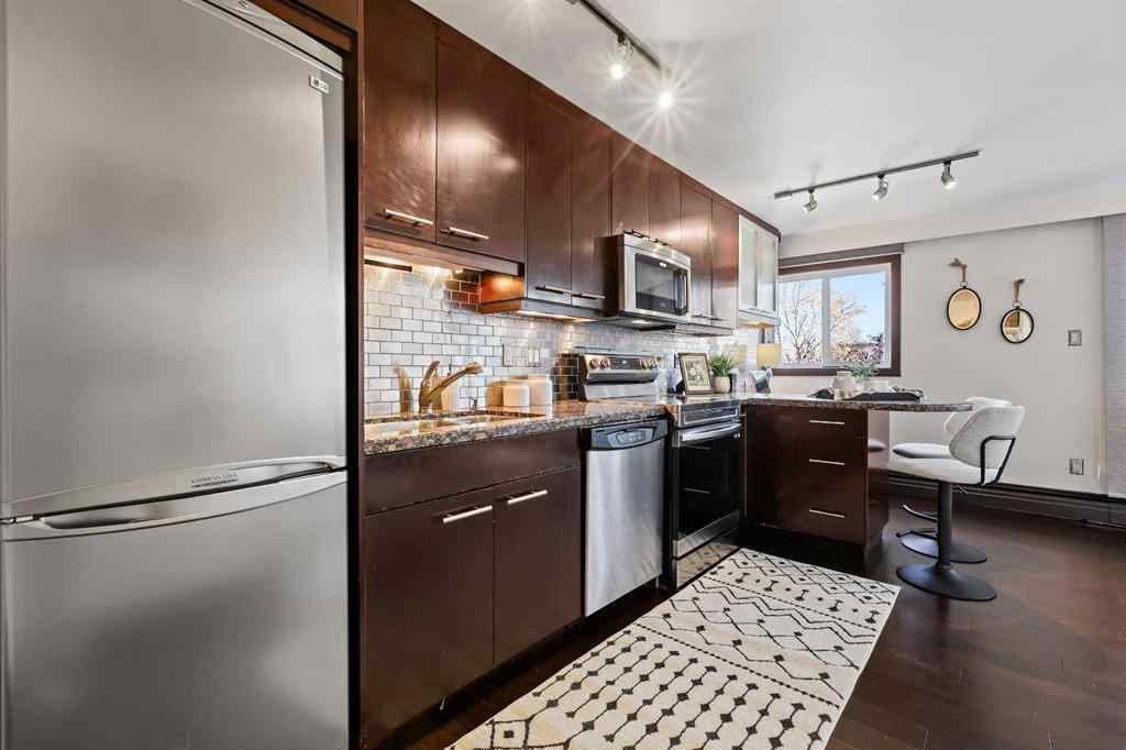 MLS® A2262873 - Unit #302 1709 19 Avenue SW in Bankview Calgary, Residential