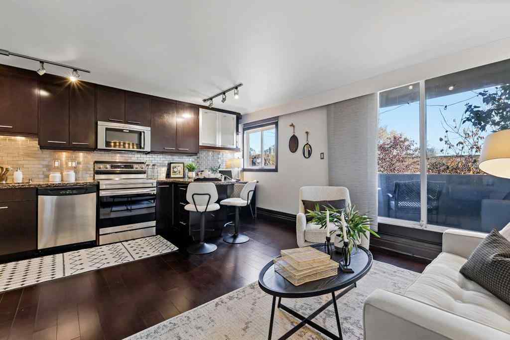 MLS® A2262873 - Unit #302 1709 19 Avenue SW in Bankview Calgary, Residential