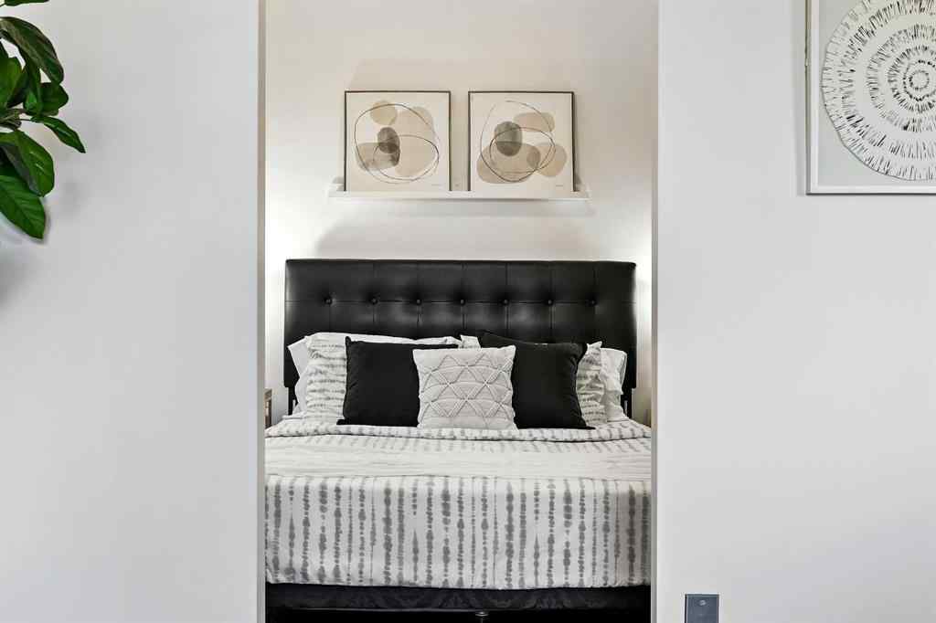 MLS® A2262873 - Unit #302 1709 19 Avenue SW in Bankview Calgary, Residential