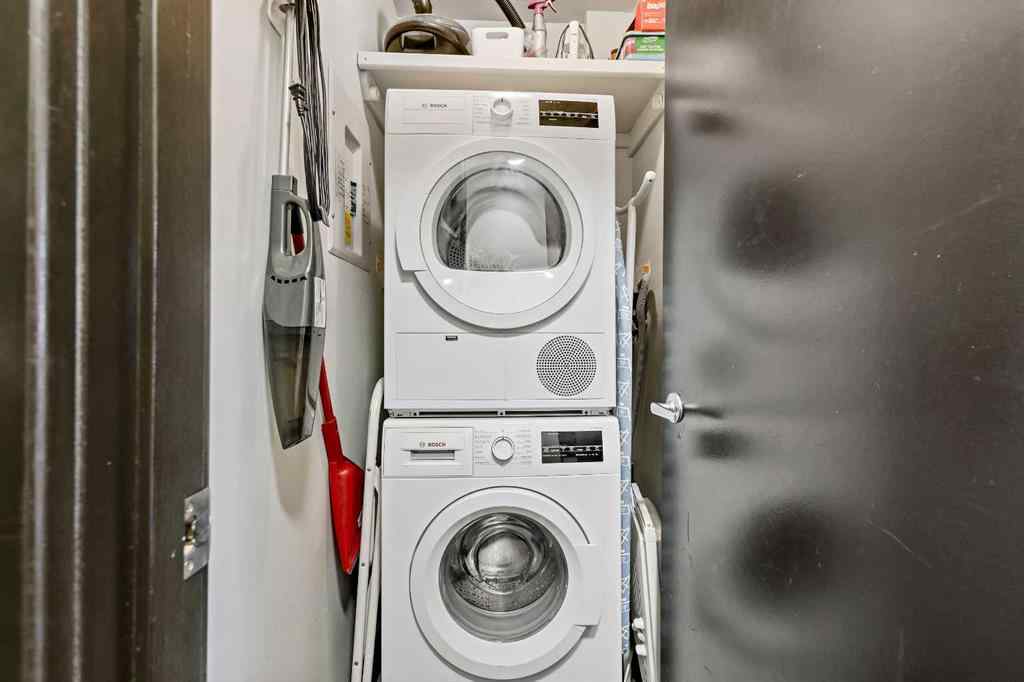 MLS® A2262873 - Unit #302 1709 19 Avenue SW in Bankview Calgary, Residential