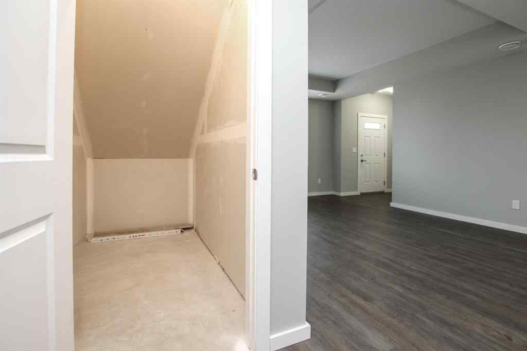 MLS® A2262883 - Unit #102 43 Reid Court  in Ryders Ridge Sylvan Lake, Residential