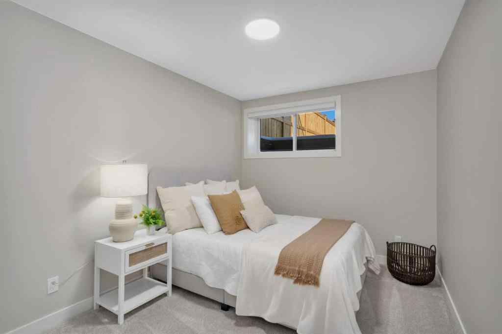 MLS® A2262884 - 136 Crestview Boulevard  in Crestview Sylvan Lake, Residential