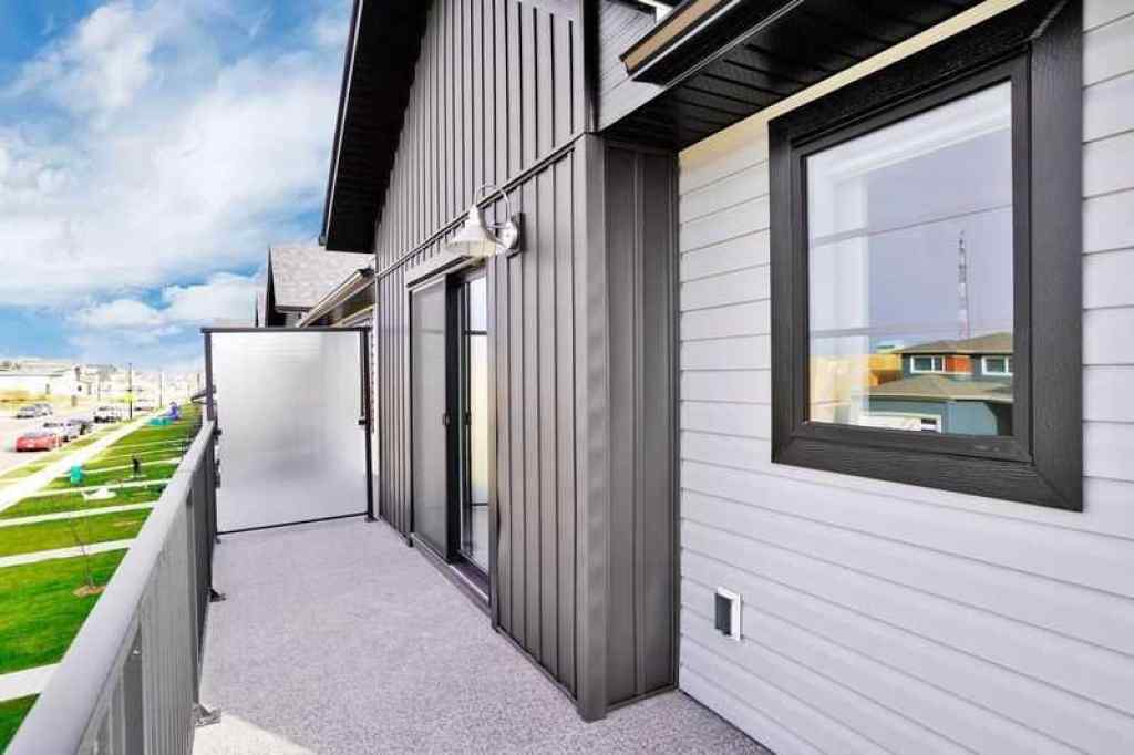 MLS® A2262884 - 136 Crestview Boulevard  in Crestview Sylvan Lake, Residential