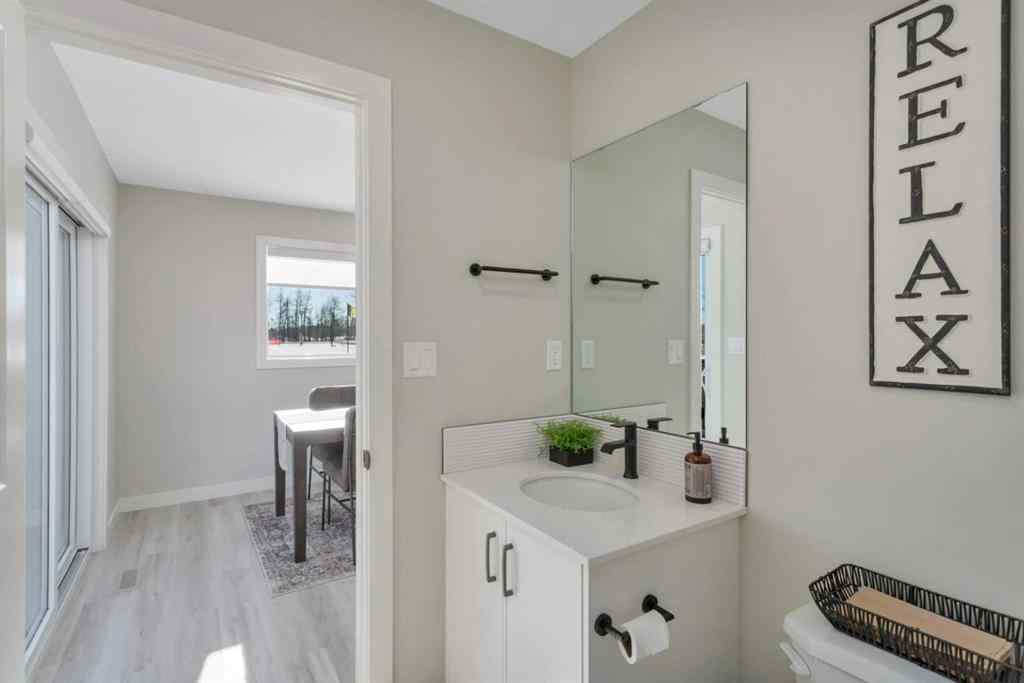 MLS® A2262884 - 136 Crestview Boulevard  in Crestview Sylvan Lake, Residential