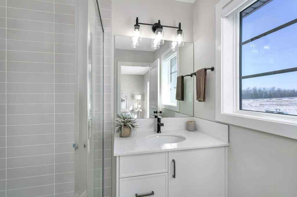 MLS® A2262884 - 136 Crestview Boulevard  in Crestview Sylvan Lake, Residential