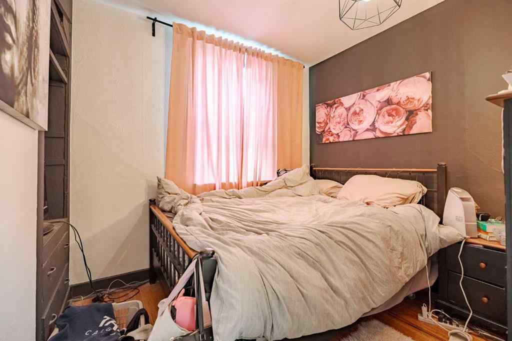 MLS® A2262885 - 222 15 Street NW in Hillhurst Calgary, Residential