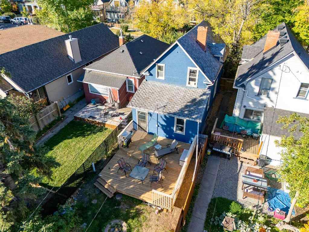 MLS® A2262885 - 222 15 Street NW in Hillhurst Calgary, Residential