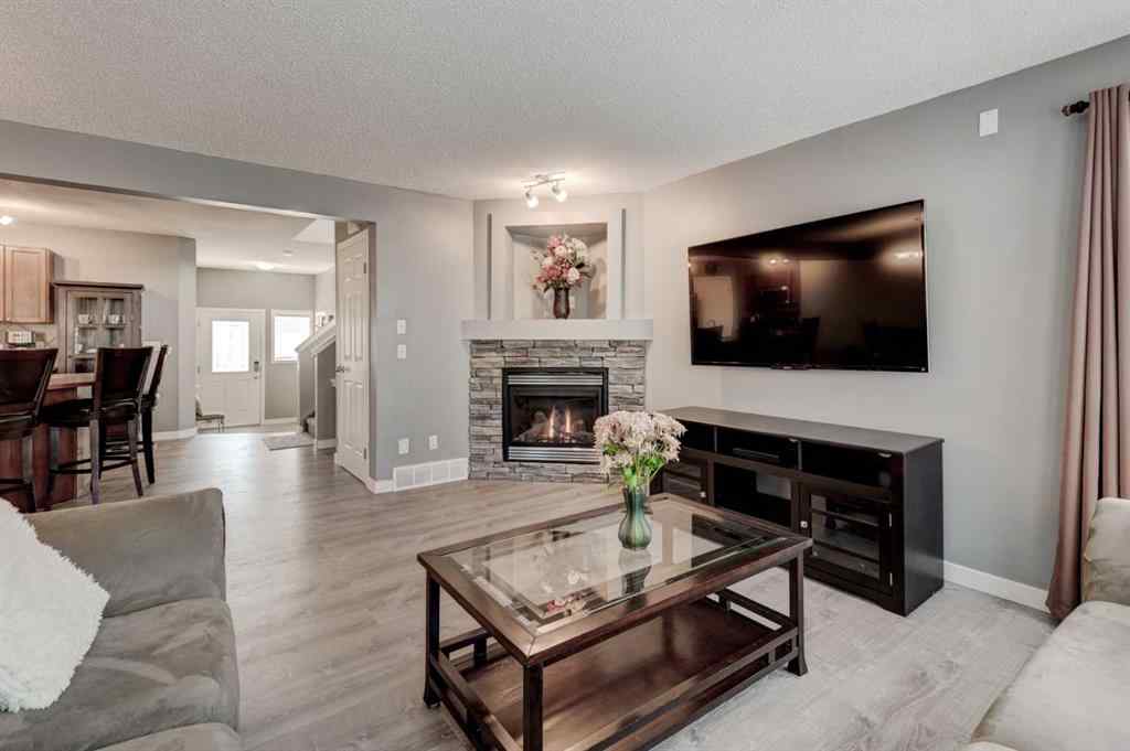 MLS® A2262887 - 30 Everoak Gardens SW in Evergreen Calgary, Residential