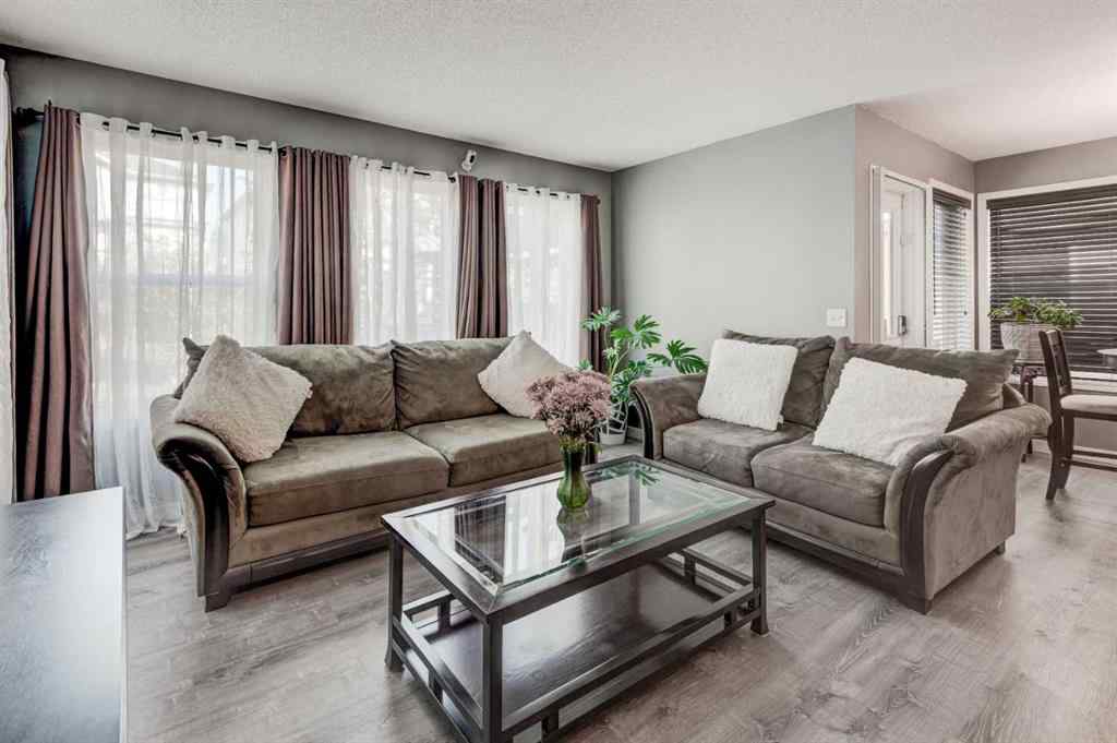MLS® A2262887 - 30 Everoak Gardens SW in Evergreen Calgary, Residential