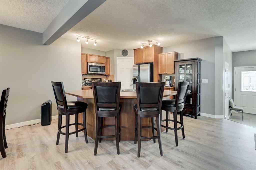MLS® A2262887 - 30 Everoak Gardens SW in Evergreen Calgary, Residential