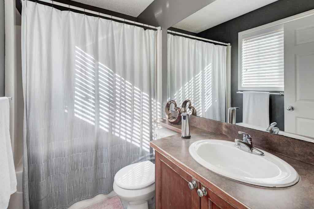 MLS® A2262887 - 30 Everoak Gardens SW in Evergreen Calgary, Residential