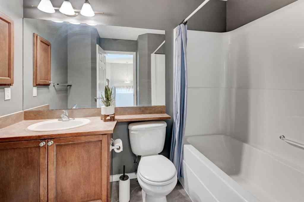 MLS® A2262887 - 30 Everoak Gardens SW in Evergreen Calgary, Residential