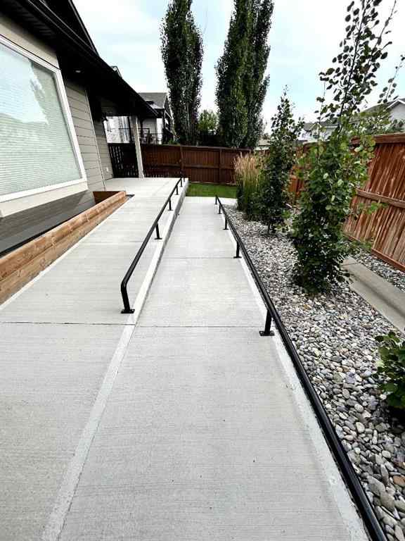 MLS® A2262888 - 108 Gateway Mews  S in Fairmont Lethbridge, Residential