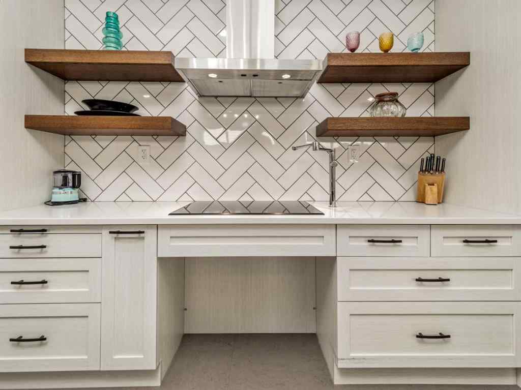 MLS® A2262888 - 108 Gateway Mews  S in Fairmont Lethbridge, Residential