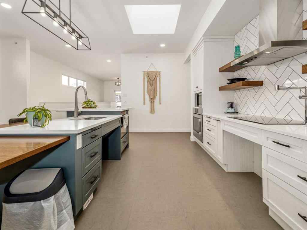 MLS® A2262888 - 108 Gateway Mews  S in Fairmont Lethbridge, Residential