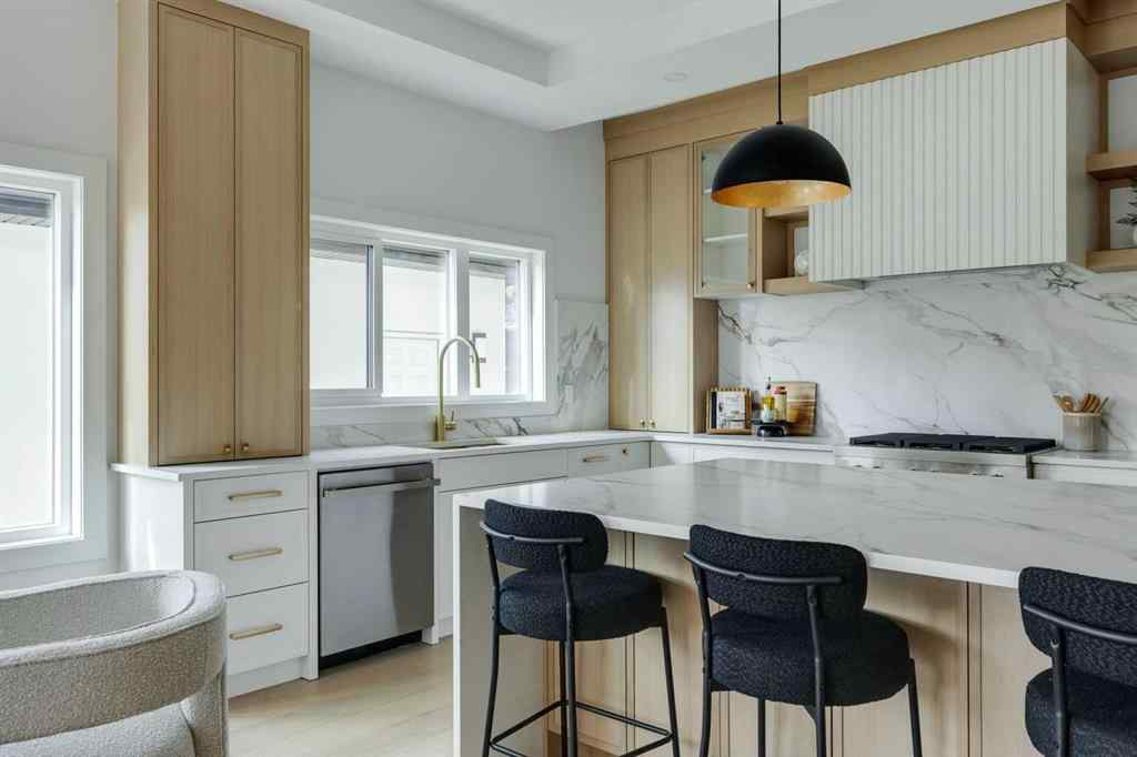 MLS® A2262890 - 3444 Lane Crescent SW in Lakeview Calgary, Residential