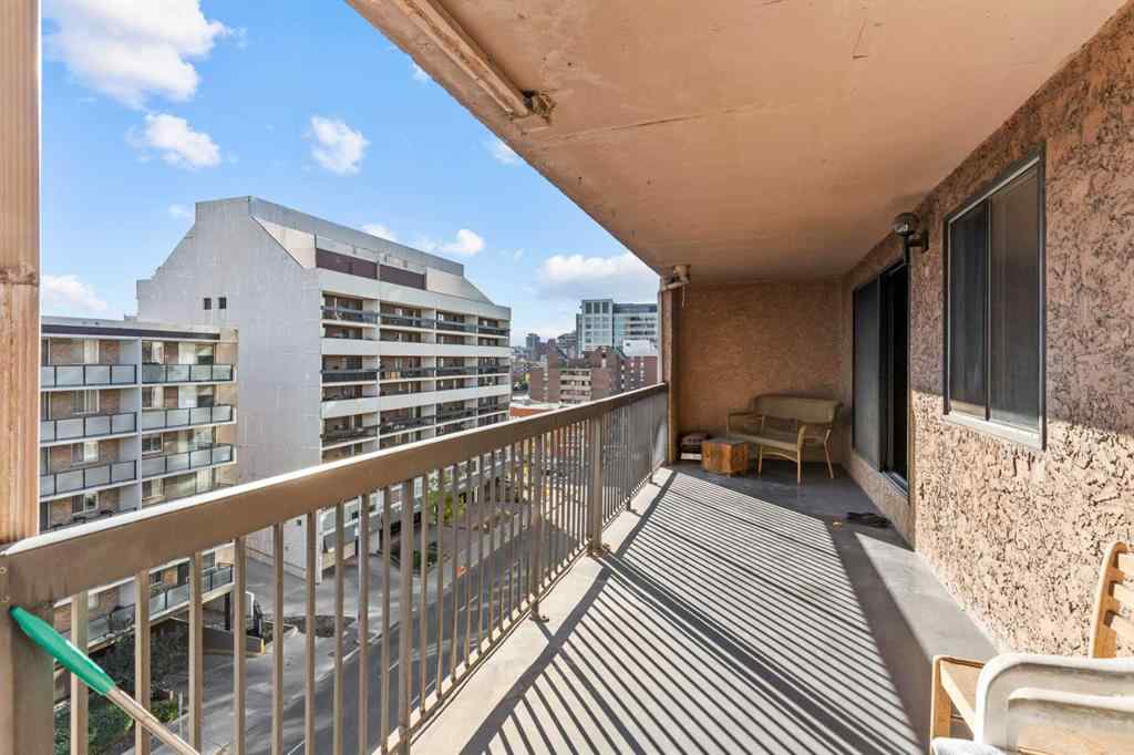 MLS® A2262895 - Unit #704 718 12 Avenue SW in Beltline Calgary, Residential