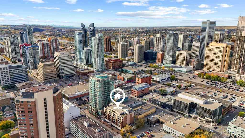 MLS® A2262895 - Unit #704 718 12 Avenue SW in Beltline Calgary, Residential