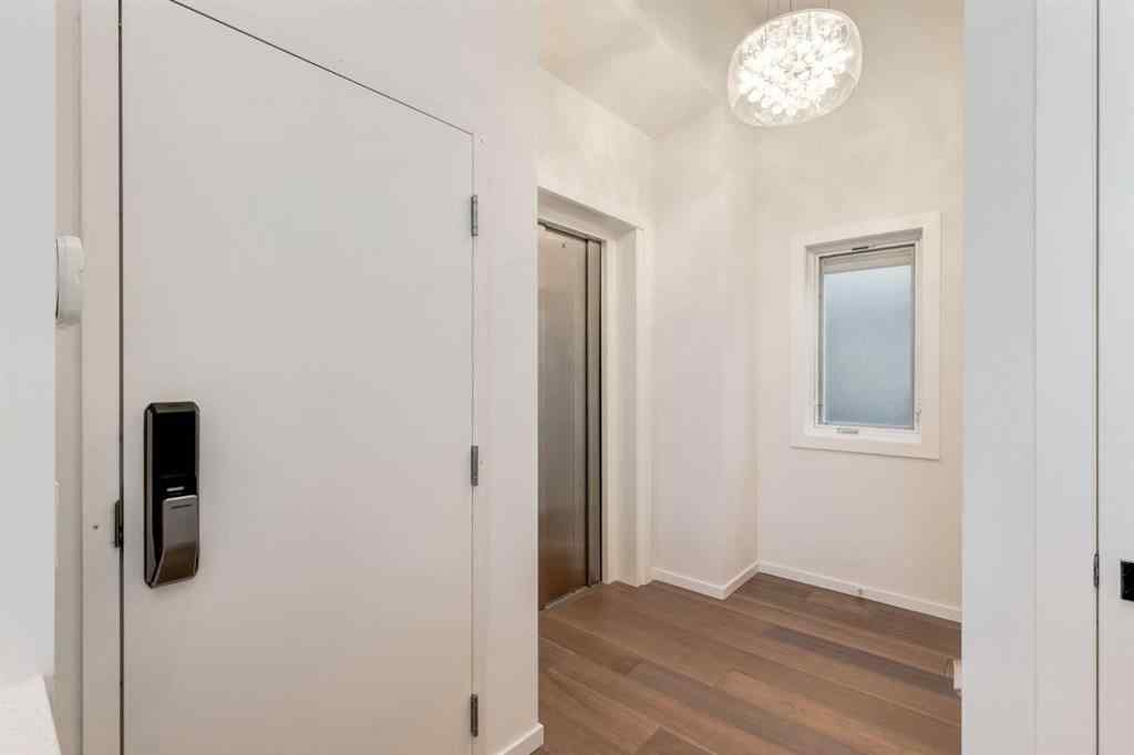 MLS® A2262896 - 134 6 Avenue NW in Crescent Heights Calgary, Residential