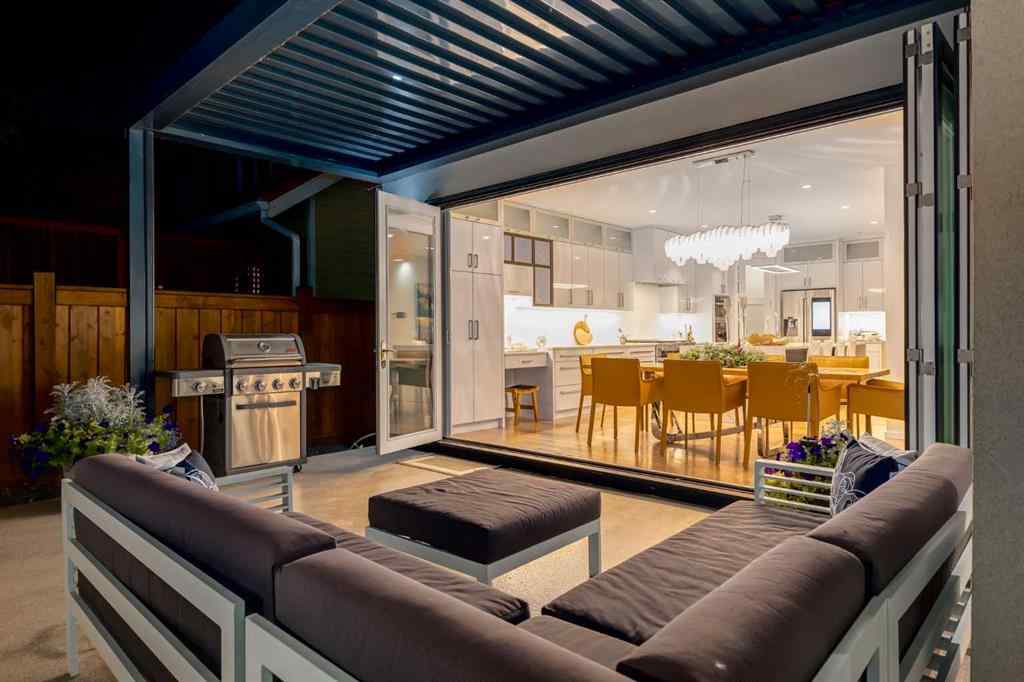 MLS® A2262896 - 134 6 Avenue NW in Crescent Heights Calgary, Residential