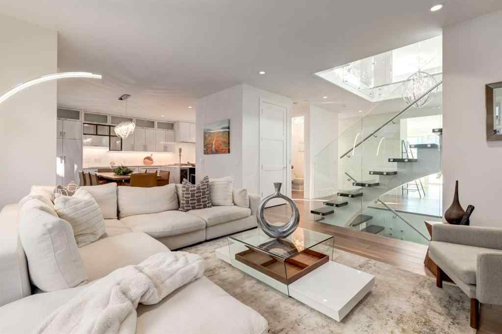 MLS® A2262896 - 134 6 Avenue NW in Crescent Heights Calgary, Residential