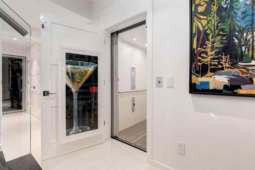 MLS® A2262896 - 134 6 Avenue NW in Crescent Heights Calgary, Residential