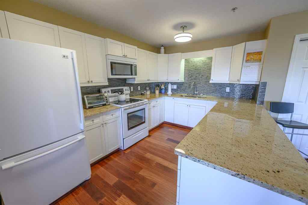 MLS® A2262898 - Unit #209 9919 99 Avenue  in Central Business District Grande Prairie, Residential