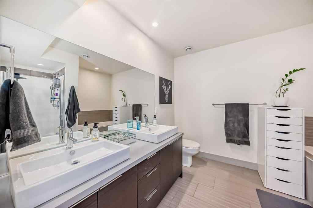 MLS® A2262899 - Unit #204 1707 27 Avenue SW in South Calgary Calgary, Residential