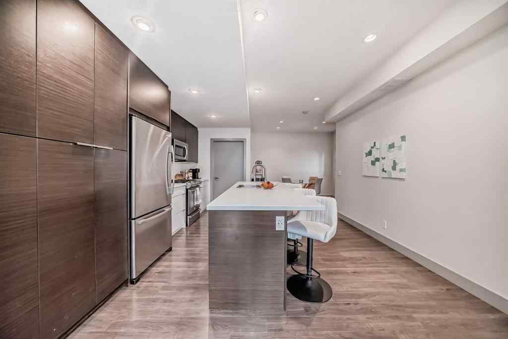 MLS® A2262899 - Unit #204 1707 27 Avenue SW in South Calgary Calgary, Residential