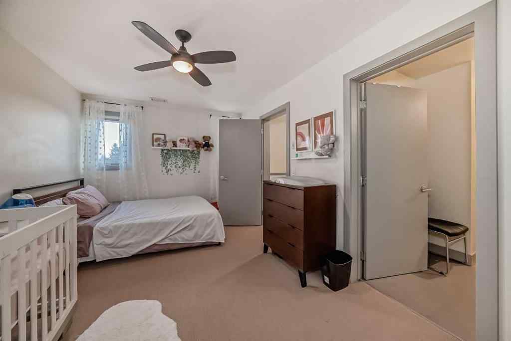 MLS® A2262899 - Unit #204 1707 27 Avenue SW in South Calgary Calgary, Residential