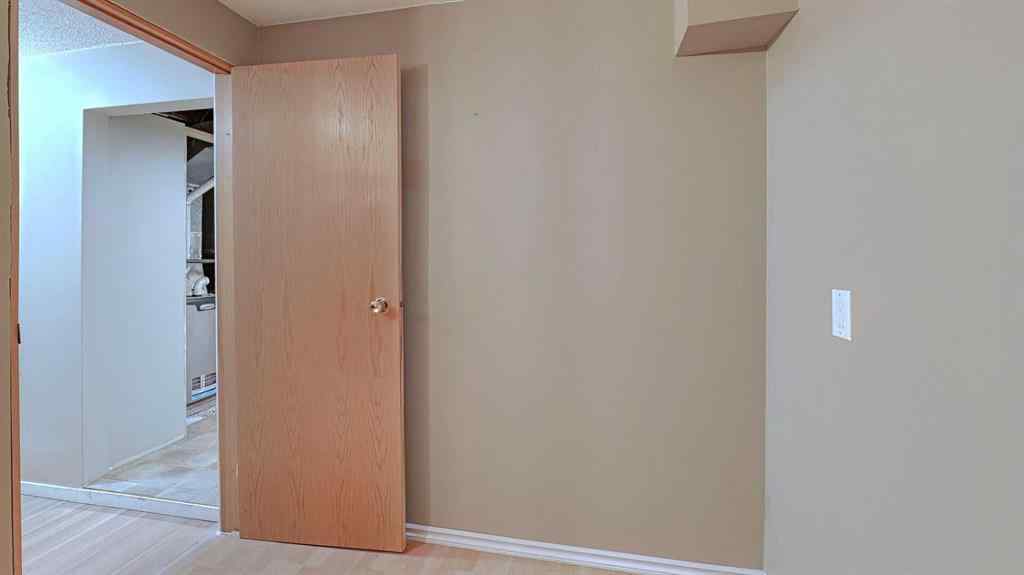 MLS® A2262909 - 247 Shore Drive  in Prairie Royal Estate Rural Rocky View County, Residential