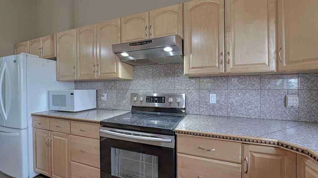 MLS® A2262909 - 247 Shore Drive  in Prairie Royal Estate Rural Rocky View County, Residential