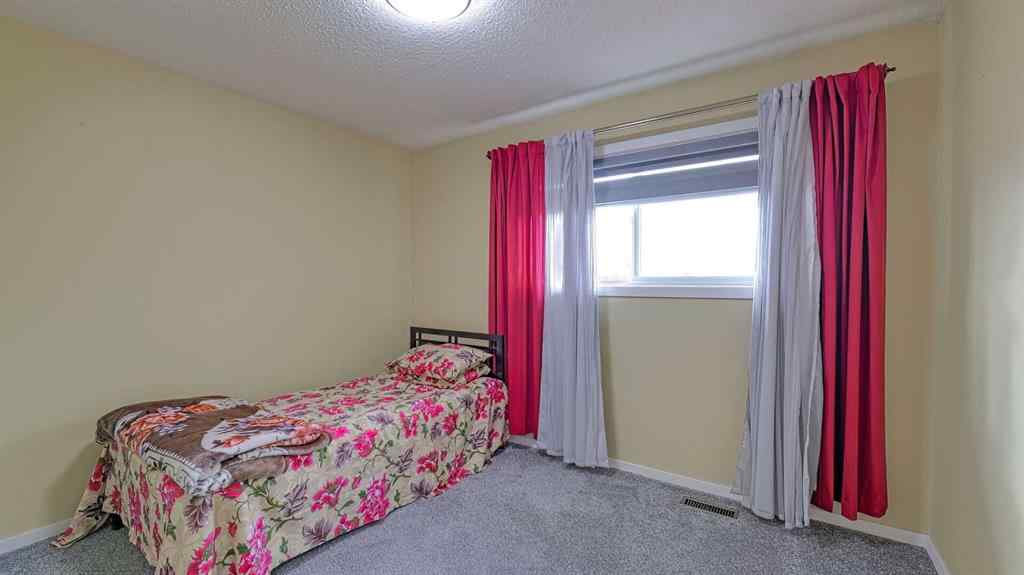 MLS® A2262909 - 247 Shore Drive  in Prairie Royal Estate Rural Rocky View County, Residential