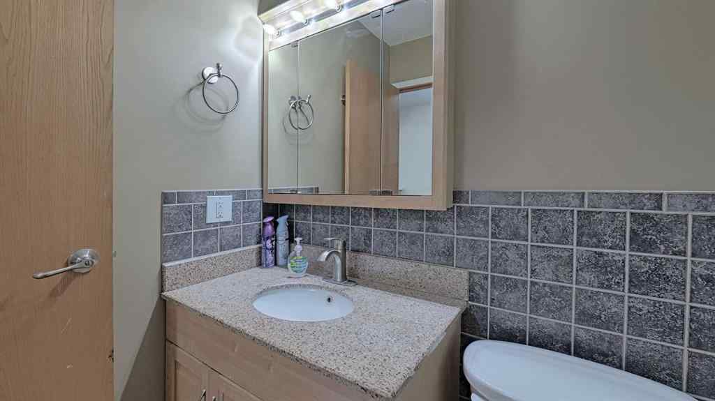 MLS® A2262909 - 247 Shore Drive  in Prairie Royal Estate Rural Rocky View County, Residential