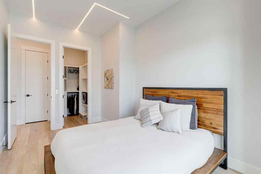 MLS® A2262910 - 1902 13 Street SW in Upper Mount Royal Calgary, Residential