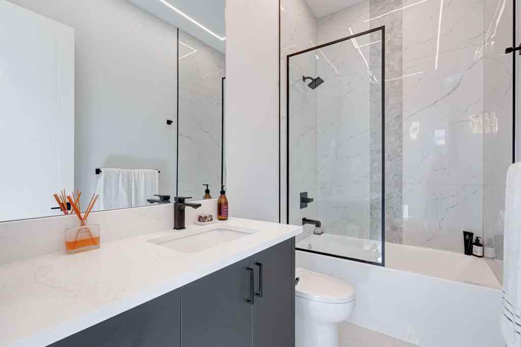 MLS® A2262910 - 1902 13 Street SW in Upper Mount Royal Calgary, Residential