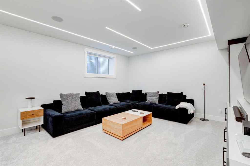 MLS® A2262910 - 1902 13 Street SW in Upper Mount Royal Calgary, Residential