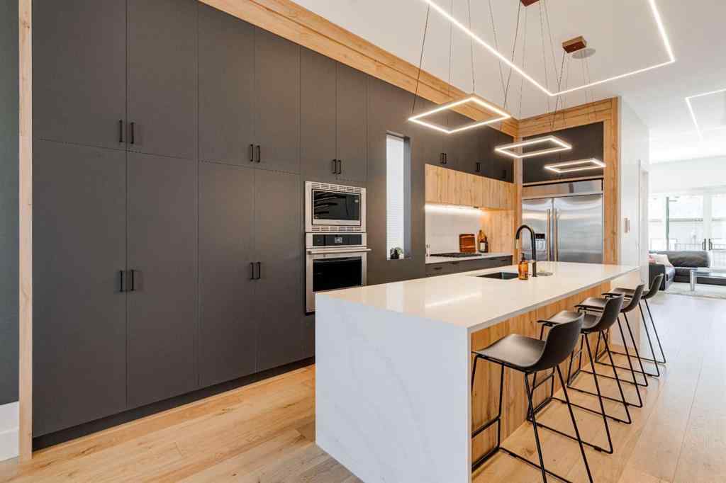 MLS® A2262910 - 1902 13 Street SW in Upper Mount Royal Calgary, Residential