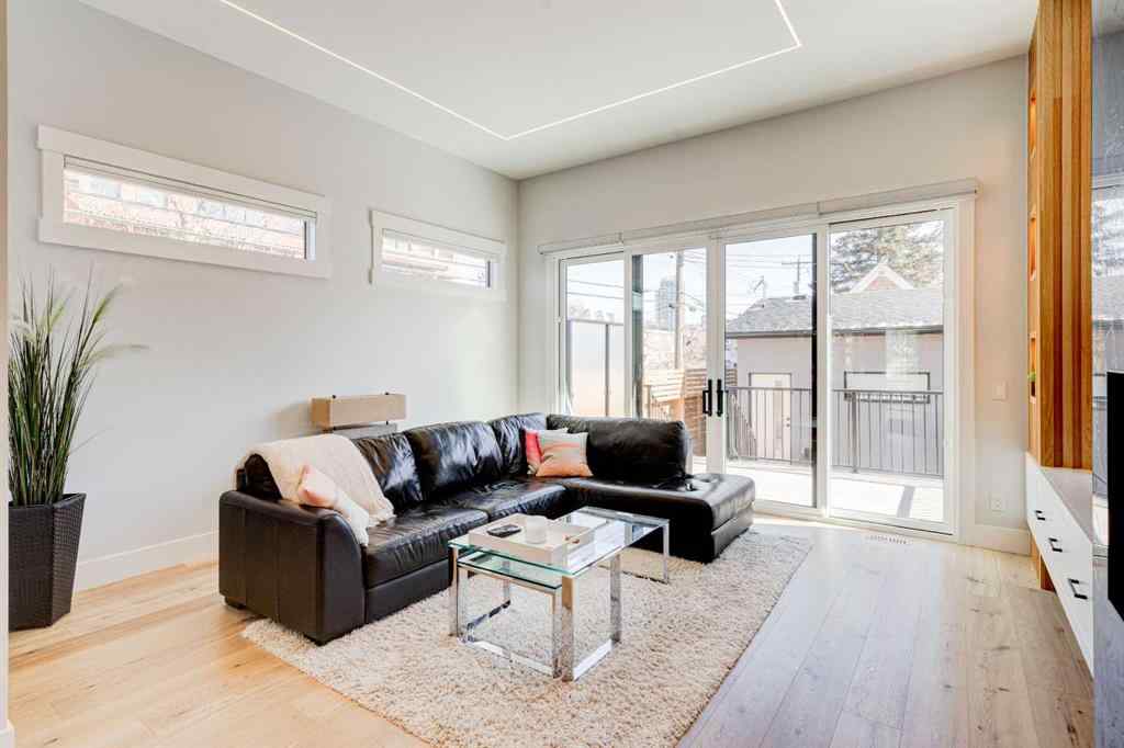 MLS® A2262910 - 1902 13 Street SW in Upper Mount Royal Calgary, Residential