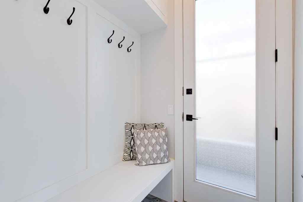 MLS® A2262910 - 1902 13 Street SW in Upper Mount Royal Calgary, Residential