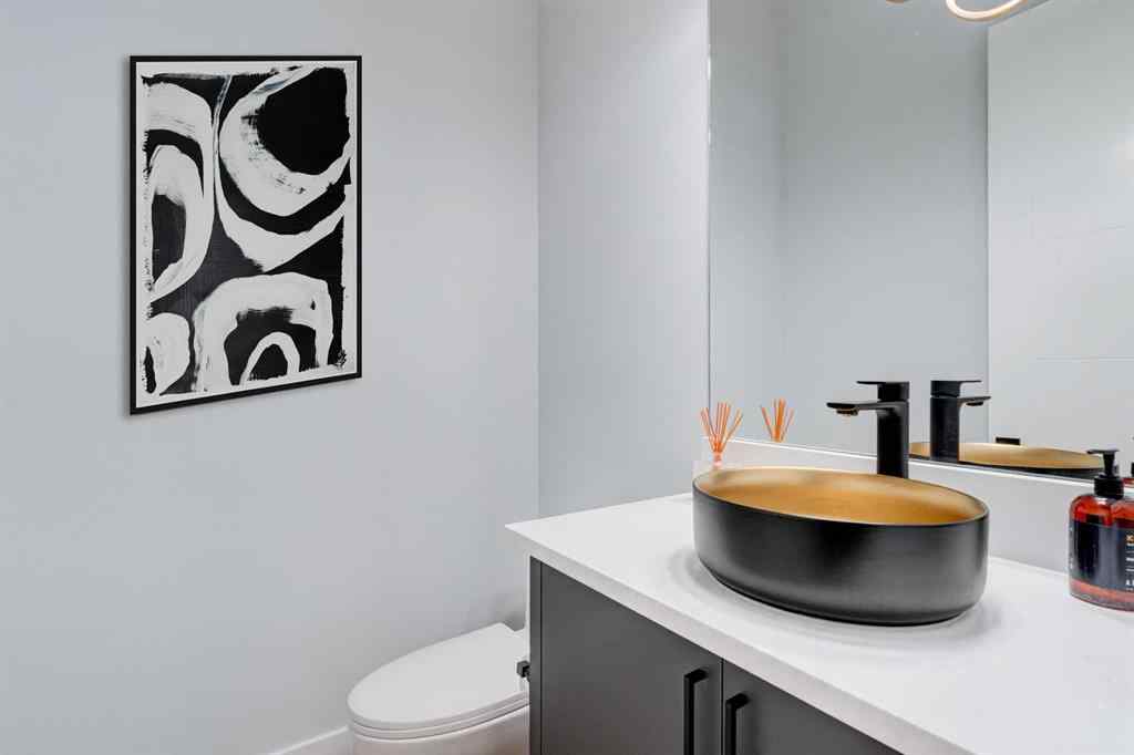 MLS® A2262910 - 1902 13 Street SW in Upper Mount Royal Calgary, Residential