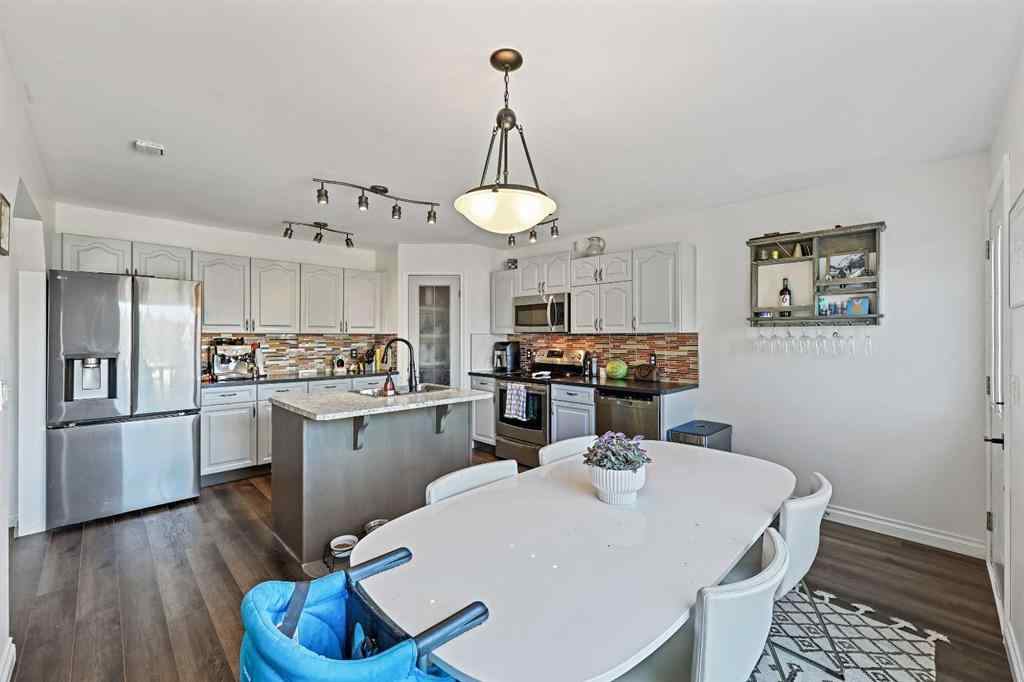 MLS® A2262912 - 52 West Edge Road  in West Valley Cochrane, Residential