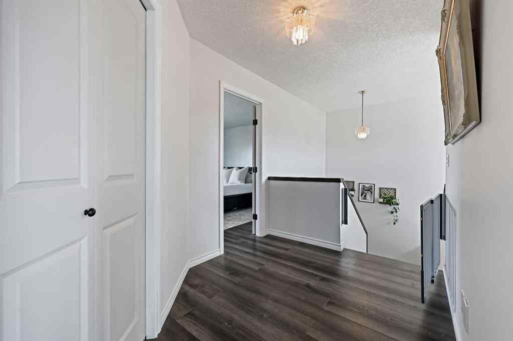 MLS® A2262912 - 52 West Edge Road  in West Valley Cochrane, Residential