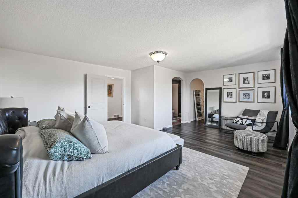 MLS® A2262912 - 52 West Edge Road  in West Valley Cochrane, Residential