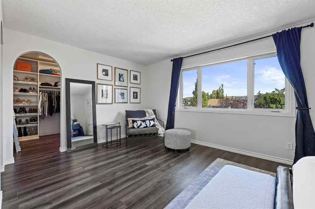 MLS® A2262912 - 52 West Edge Road  in West Valley Cochrane, Residential