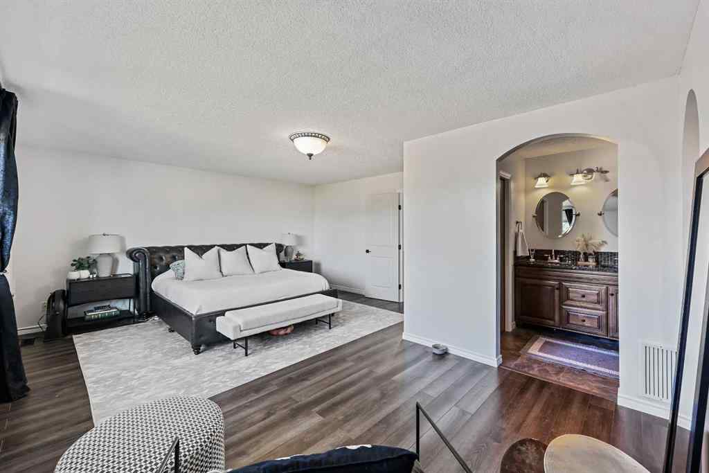 MLS® A2262912 - 52 West Edge Road  in West Valley Cochrane, Residential