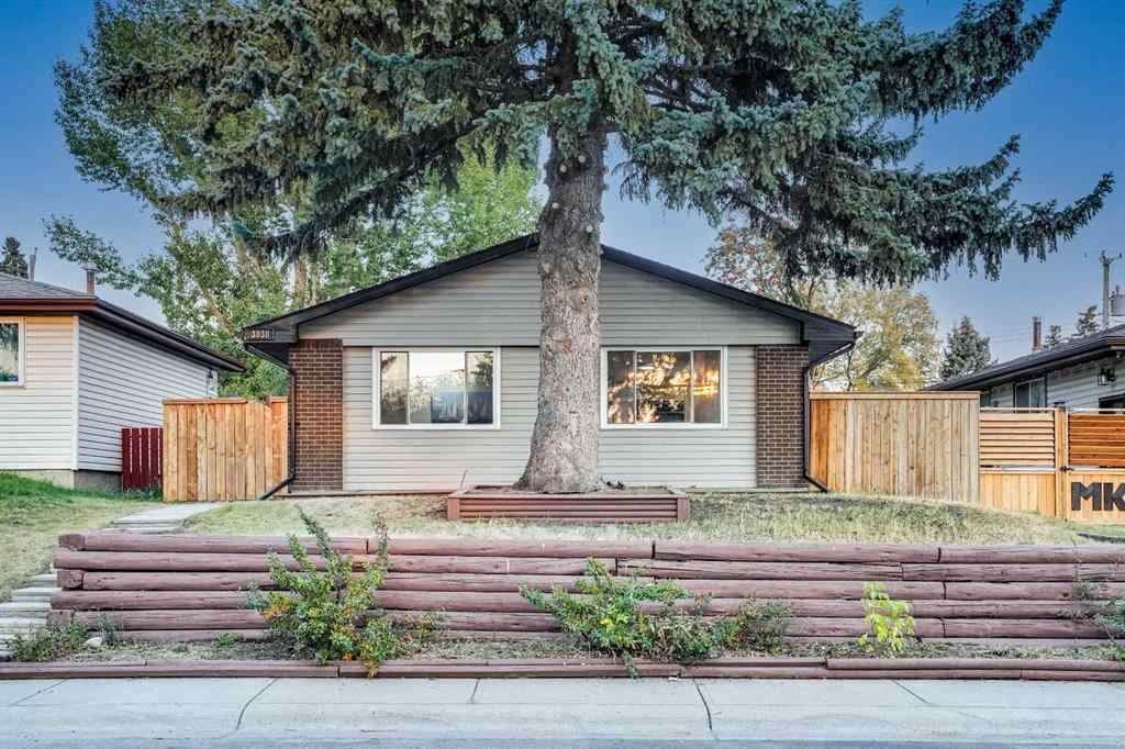 MLS® A2262915 - 3038 Dover Road SE in Dover Calgary, Residential