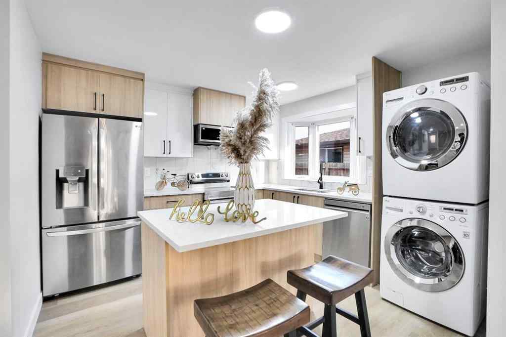 MLS® A2262915 - 3038 Dover Road SE in Dover Calgary, Residential