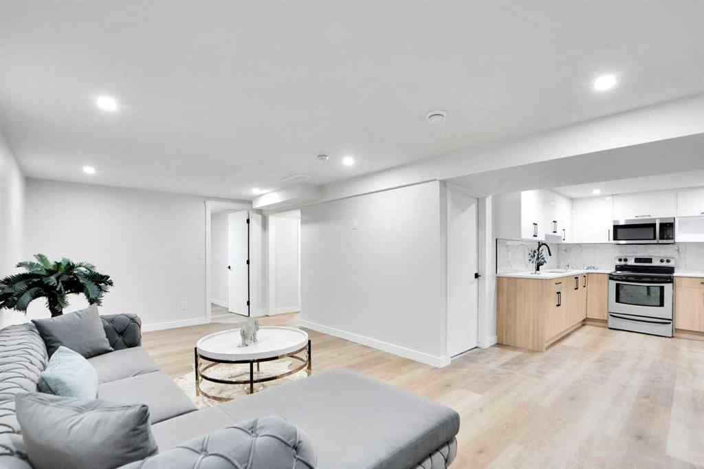 MLS® A2262915 - 3038 Dover Road SE in Dover Calgary, Residential